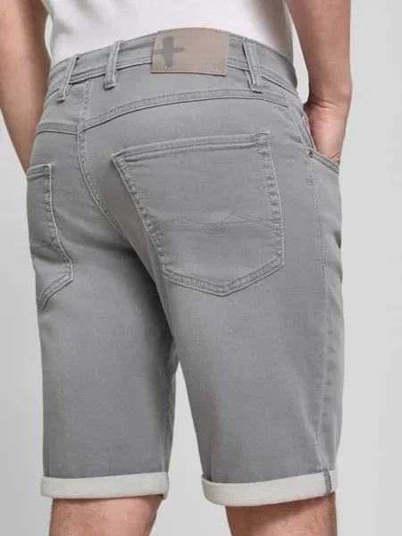 Bermudy o kroju regular fit z tkaniny stylizowanej na denim z wpuszczanymi Mac