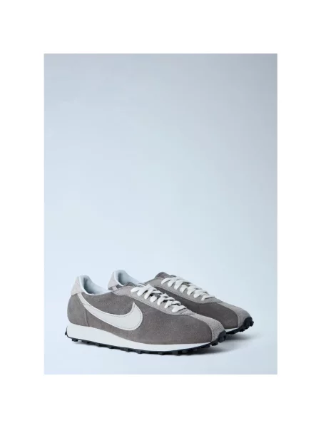 Sneakersy Nike zamszowe szare