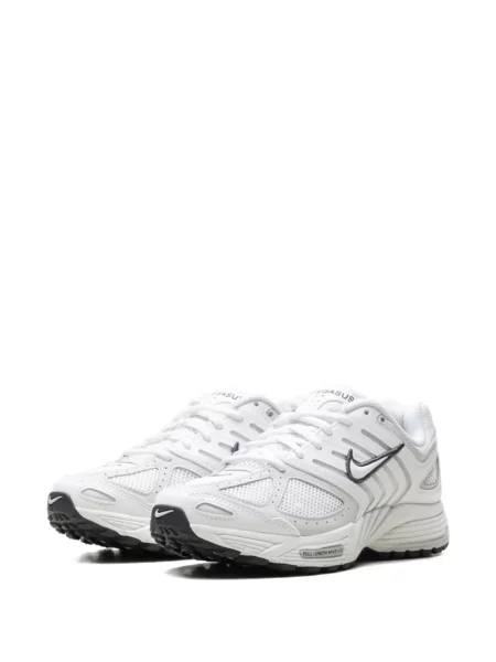 Sneakerși Nike Vomero negru