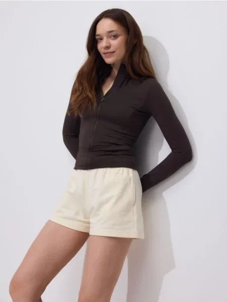 Reserved шорти нюдовий 