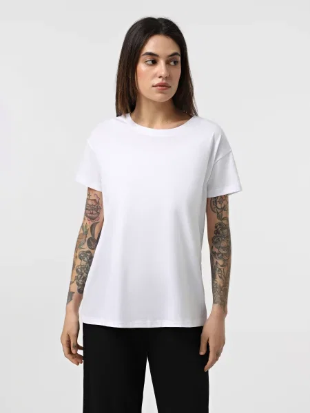 Футболка Armani Exchange білий
