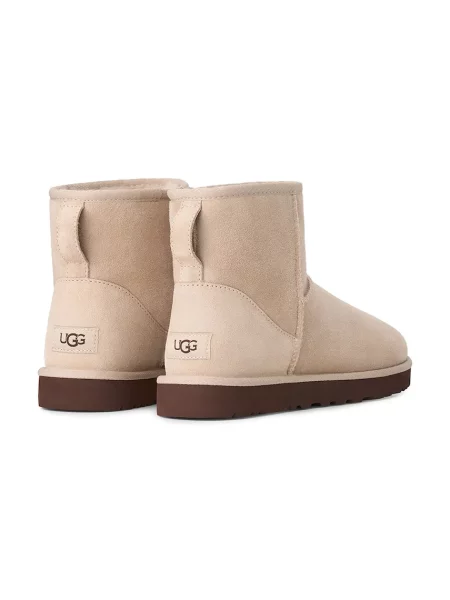 Замшевые классические сапоги Ugg