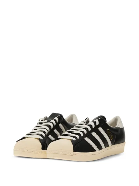 Маратонки Adidas Superstar с перли бяло
