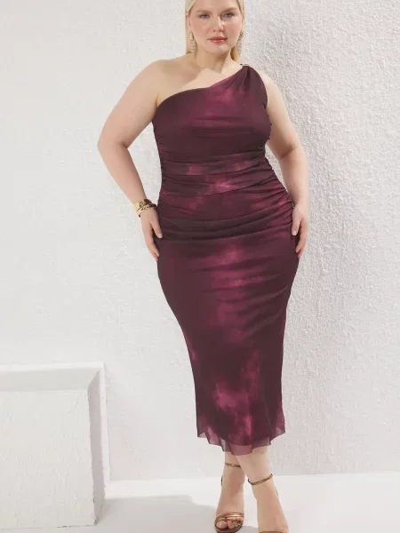 Trendyol Curve Haljina vina / pastelno crvena