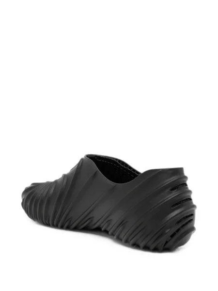 Sneakerși Aliveform negru