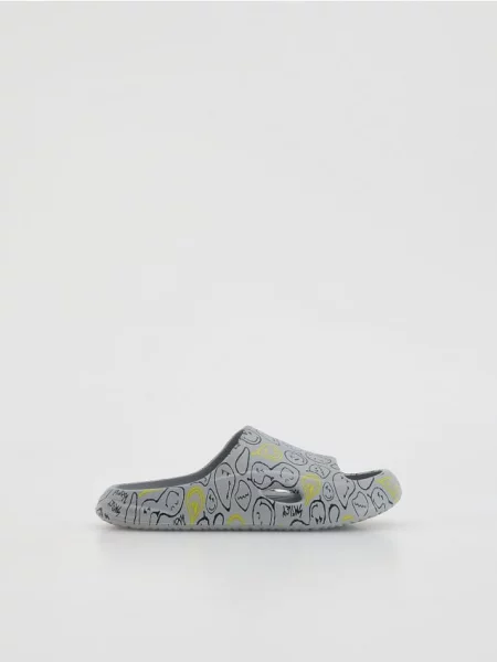 Сандалии Reserved с ремешками серые