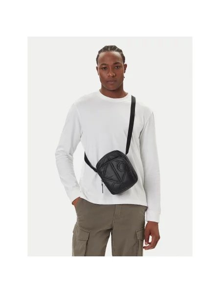 Τσάντα μέσης Calvin Klein μαύρο
