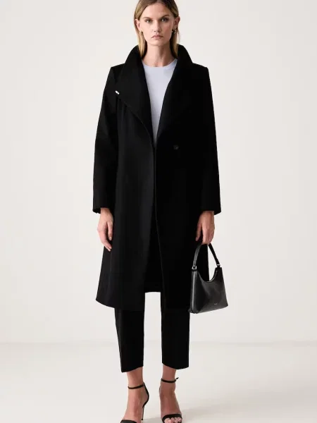 BOSS pantaloni pentru femei cu negru
