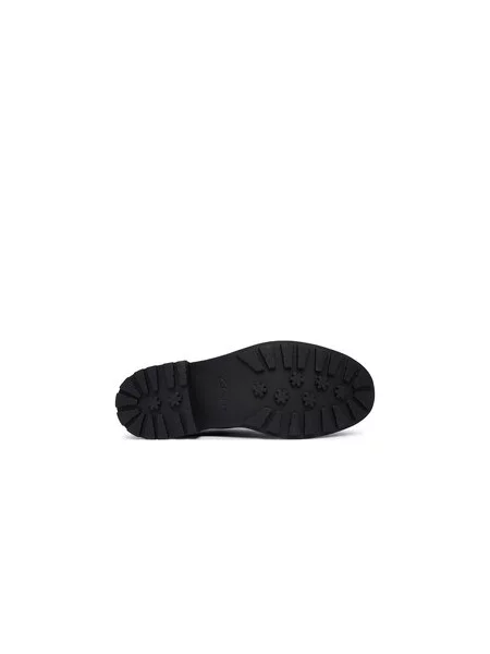 Škornji Clarks Trim črna