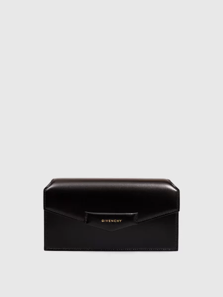 Кожаный клатч Givenchy черный