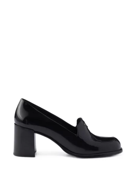 Pantofi loafer Prada din piele negru