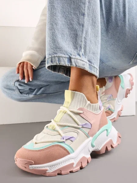 Sneakersy w Skarpetkowym Stylu z Elastycznym Wiązaniem i Tłoczoną Podeszwą Ielene różowe