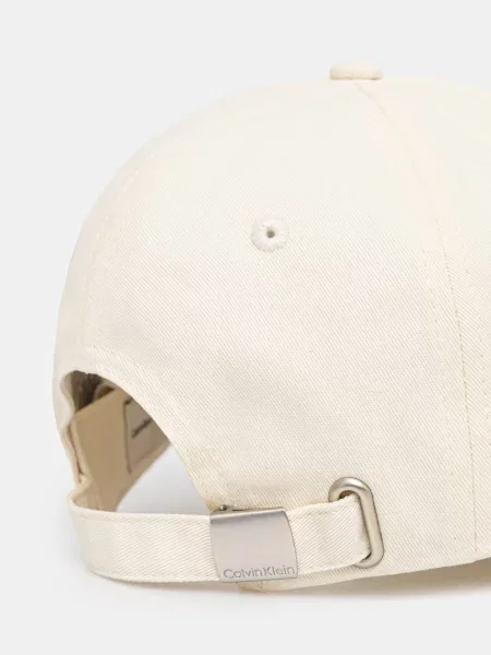 Calvin Klein Czapka z daszkiem Heritage Crest Patch Cap beżowy