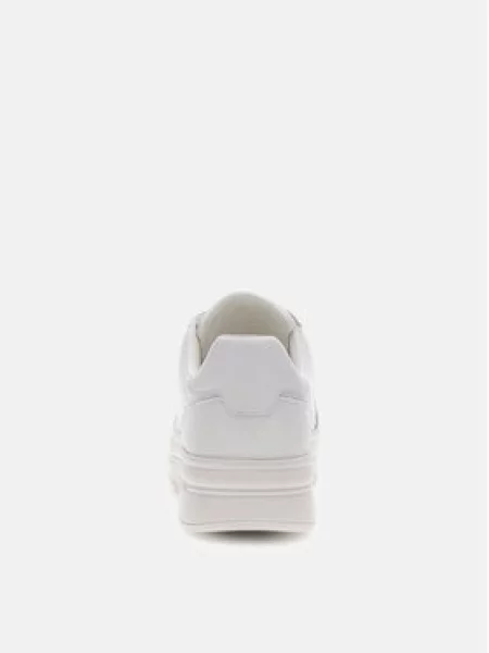 Sneakersy Guess bílé