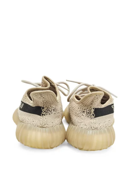 Sneakerși Adidas Yeezy tricotate
