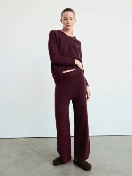 Sweter z dzianiny z dekoltem w szpic burgund Kobieta L MANGO