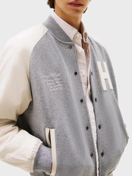 Бомбер Tommy Hilfiger сірий