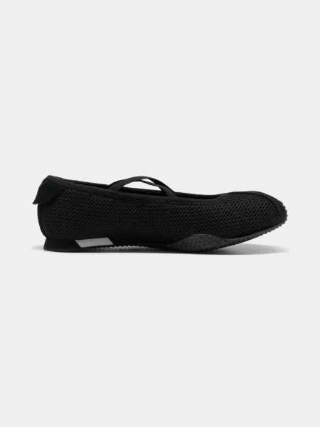 Балетки Puma в уличном стиле черные