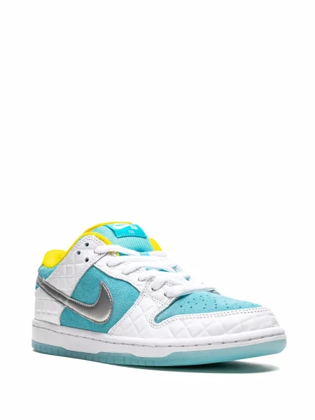 Sportbačiai Nike Dunk balta