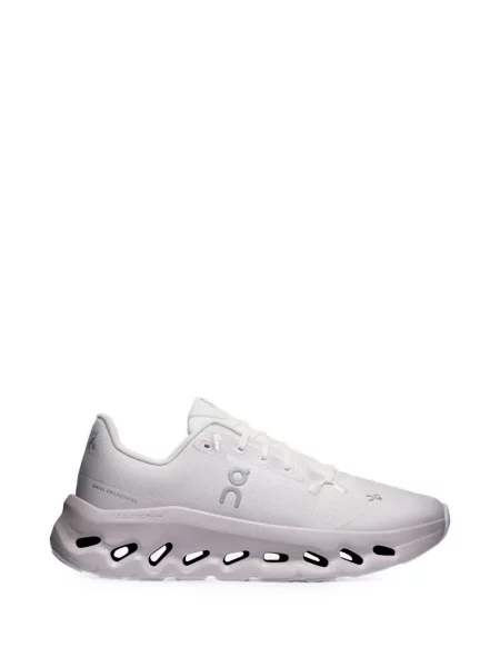 Sneakerși On