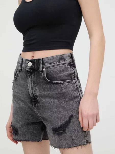 Tommy Jeans Farmer rövidnadrág Mom Fit szürke