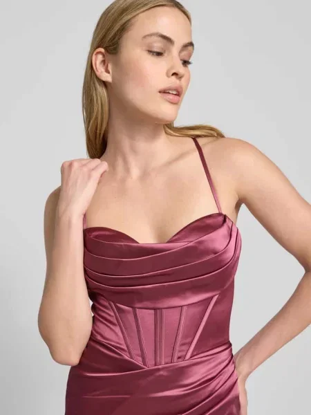 Sukienka wieczorowa z satyny z rozcięciem i wiązaniem z tyłu Luxuar Fashion