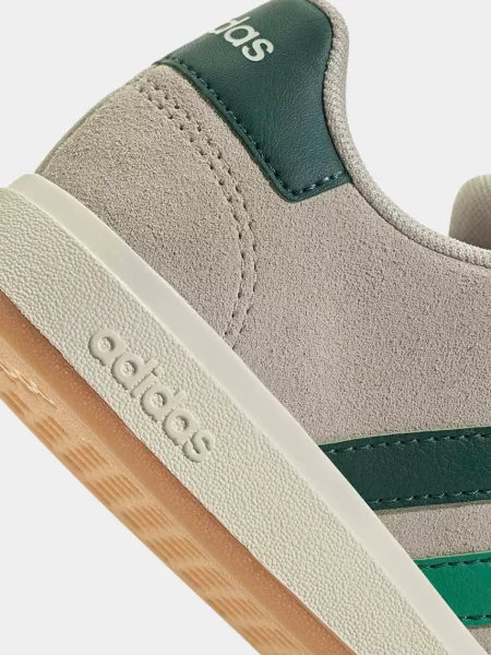 Детские кроссовки Adidas