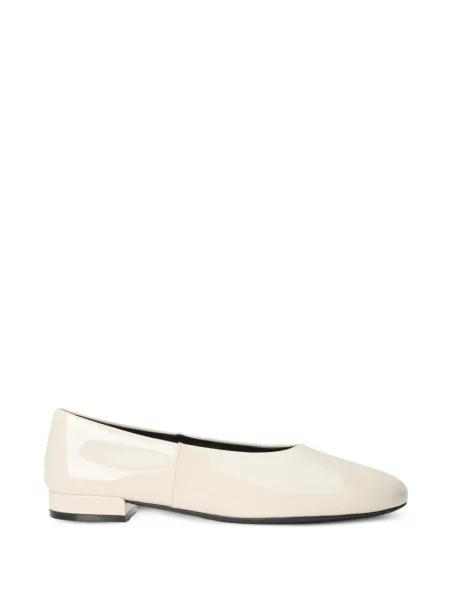 Balerini Stuart Weitzman din piele de lac alb