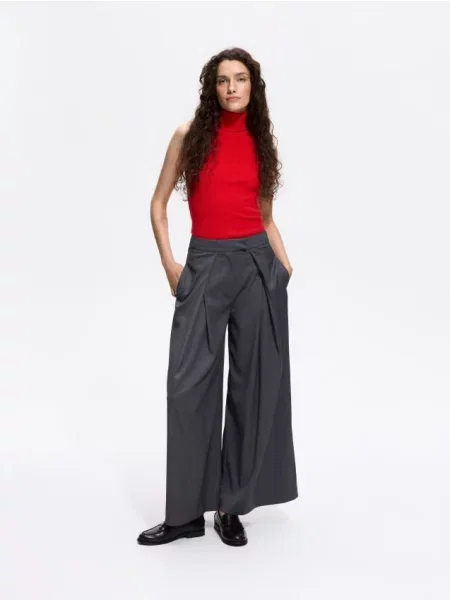 Pantaloni Reserved gri