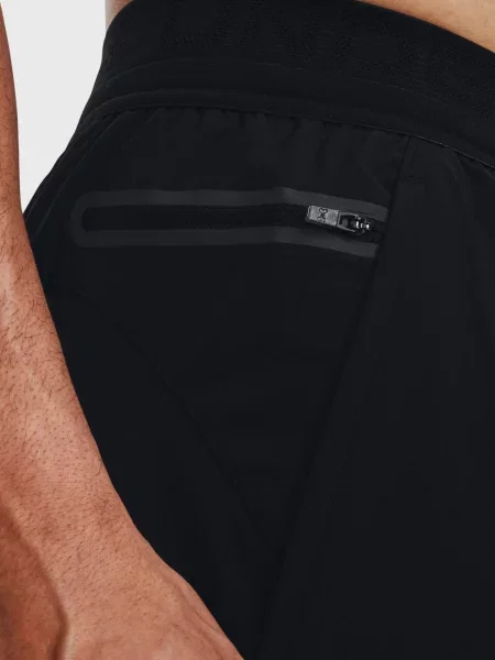 Спортивные шорты Under Armour черные