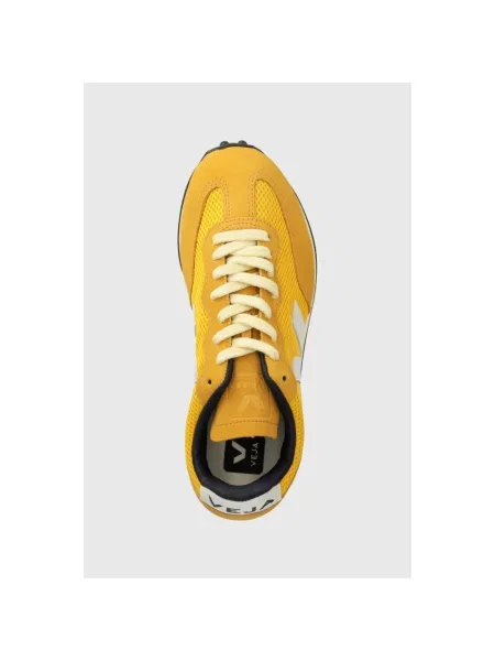 Sneakersy Veja zamszowe żółte