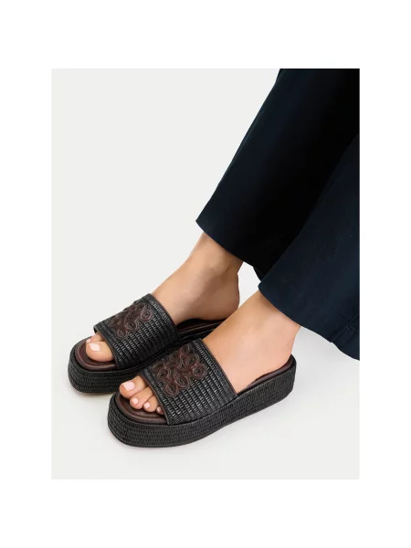 Šľapky Nine West čierna