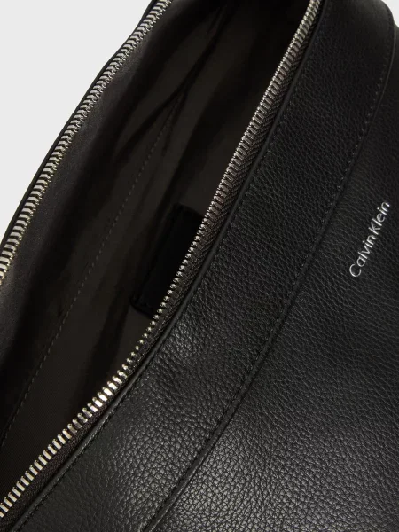 Поясна сумка Calvin Klein чорна