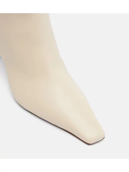 Cizme Amina Muaddi din piele bej