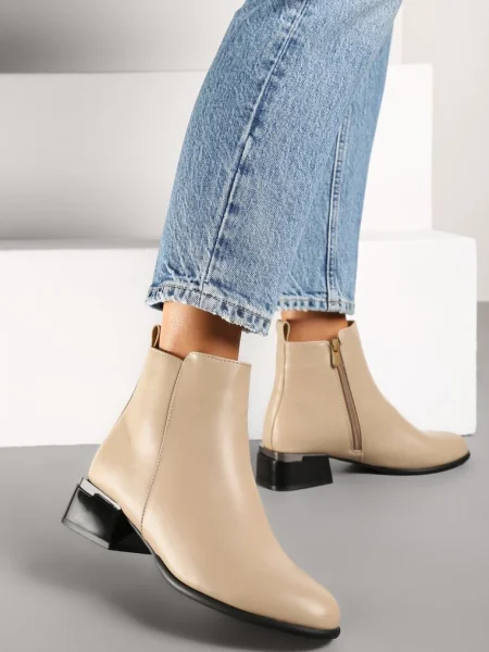 Botine Afheila bej