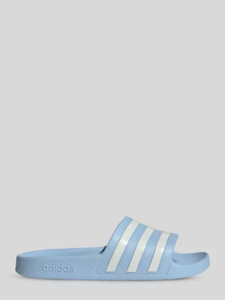 Klapki kąpielowe z tłoczonym logo Model ADILETTE AQUA' Adidas niebieskie