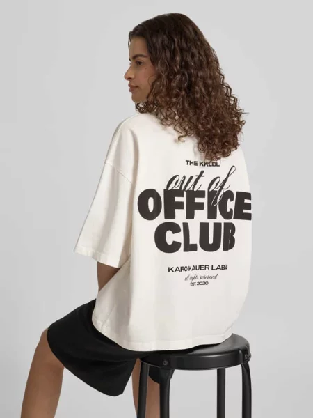 T-shirt o kroju krótkim oversized z nadrukiem z logo Karo Kauer biała