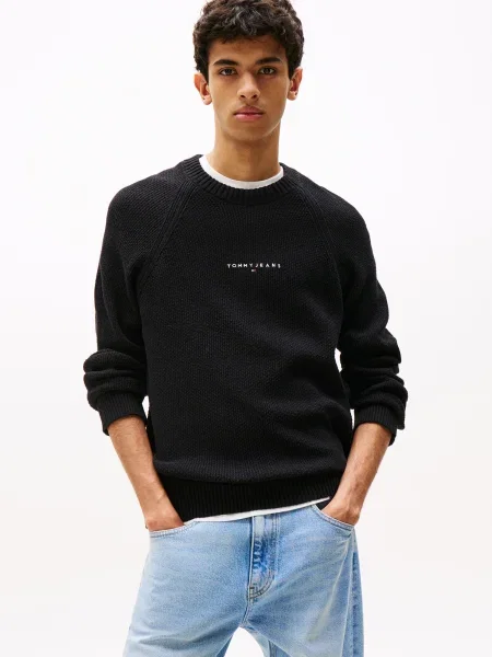 Tommy Jeans Sveter čierna