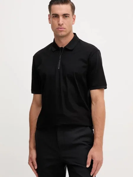 Тениска с яка Armani Exchange с изчистен дизайн черно