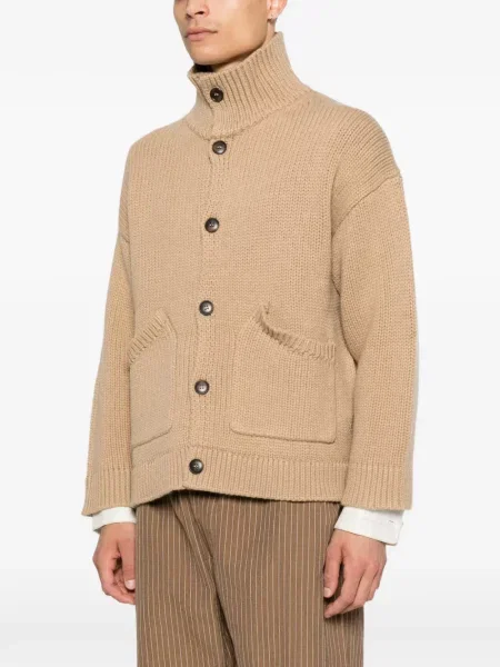 Cardigan Commas