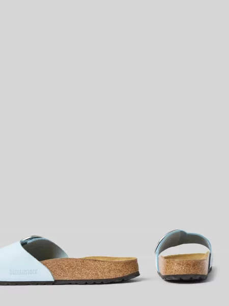 Klapki Birkenstock z nubuku na sprzączkę